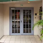 Golden Paradise On South Beach